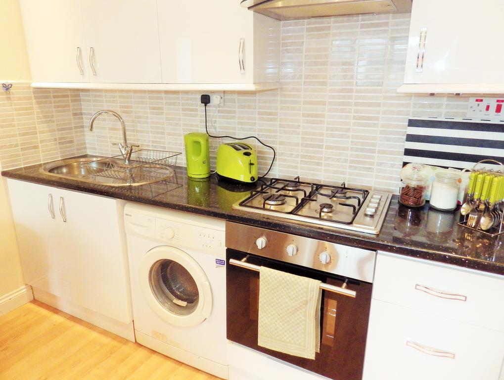 Kings Cross Apartment London Room photo