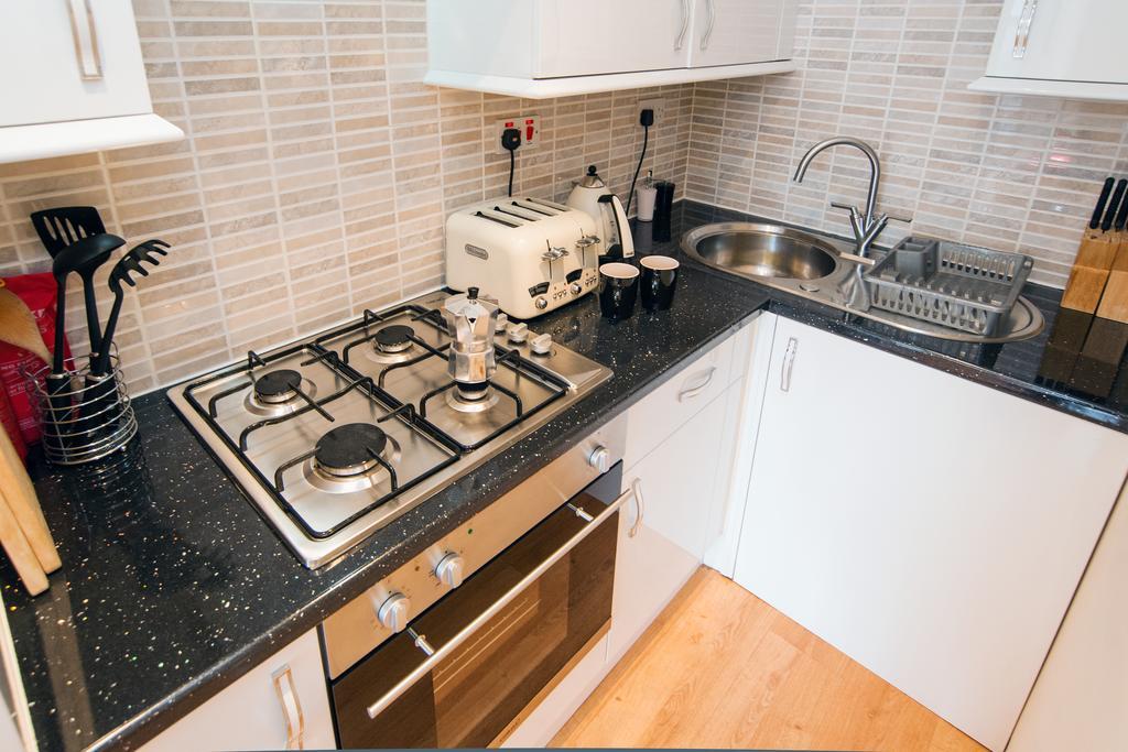 Kings Cross Apartment London Room photo