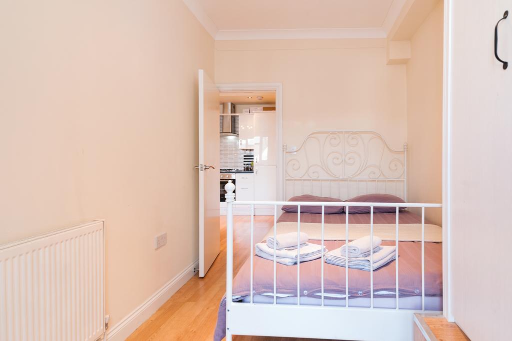 Kings Cross Apartment London Room photo